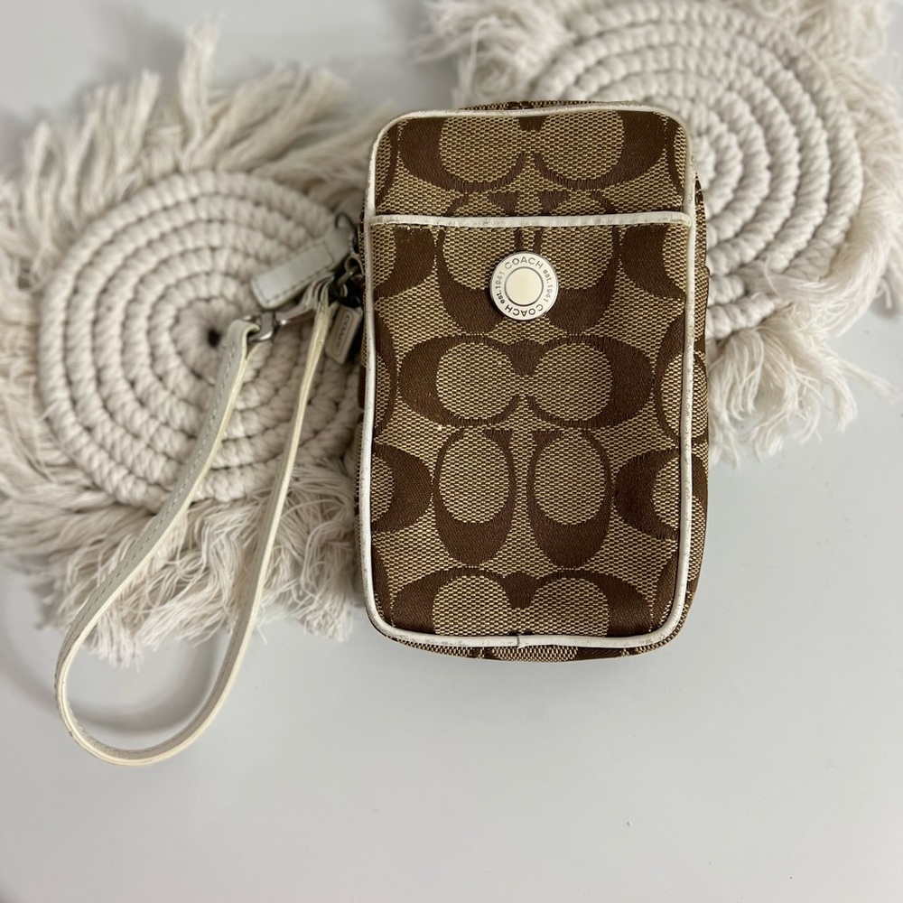 Coach wristlet